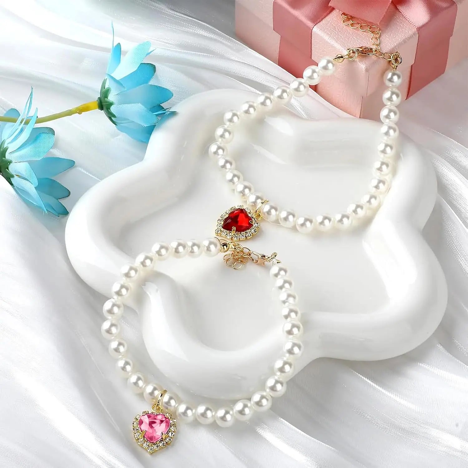 Cat Costume 2Pcs Adjustable Durable Pearl Collars with Heart-Shaped Rhinestones - Cute Pet Neck Accessories, 9.84-13.78 Inches, for Weddings, Holidays, Birthdays